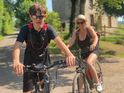Clients de l'établissement Roulottes des terres de la chouette