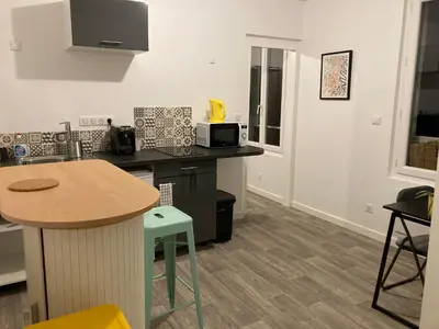 Cuisine ou kitchenette dans l'établissement 99 BIS FP