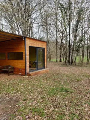 Jardin de l'établissement Chambre en foret