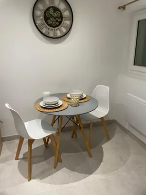 Plan de l'établissement Chez Julie petit appartement une chambre rez jardin maison