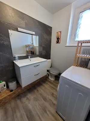 Salle de bains dans l'établissement L'Edelweiss