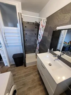 Salle de bains dans l'établissement L'Edelweiss