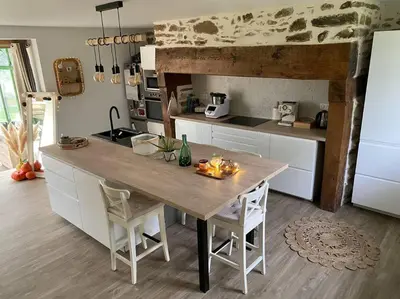 Cuisine ou kitchenette dans l'établissement L'Oustal dé la Domaiséla