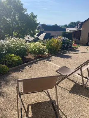 Plan de l'établissement Maison place champs de foire 6 pers 3 chambres jardin terrasse