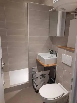 Salle de bains dans l'établissement Appart sans suppléments
