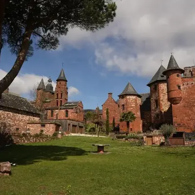 Château de Vassinhac chambres d'hôtes Collonges la rouge