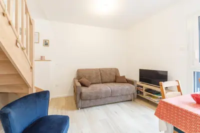 Coin salon dans l'établissement Le Pajot - Appt pour 6 proche pistes