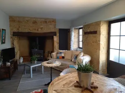 Coin salon dans l'établissement Gîte Talia