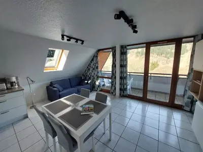 Cuisine ou kitchenette dans l'établissement Appartement T2 45m2 avec terrasse - 4 personnes