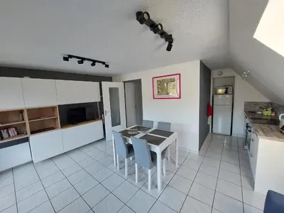 Cuisine ou kitchenette dans l'établissement Appartement T2 45m2 avec terrasse - 4 personnes