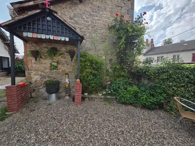 Jardin de l'établissement Chez Kahina ancien hôtel Robert