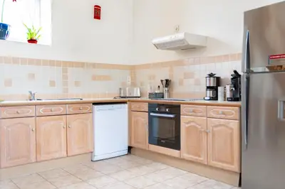 Cuisine ou kitchenette dans l'établissement Château de Chazelpaud