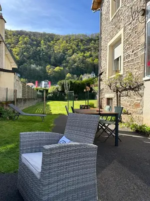 Vue générale sur la montagne ou vue sur la montagne depuis la maison de vacances