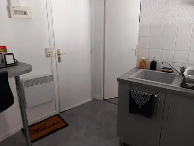 Cuisine ou kitchenette dans l'établissement MELANIE