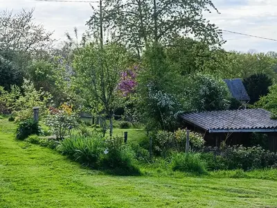 Jardin de l'établissement Chabatz d entraz