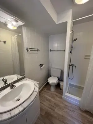 Salle de bains dans l'établissement Altitude Location Montagne
