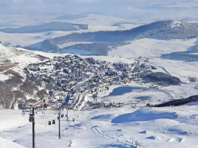 L'établissement Appartement cosy Centre station de Super Besse pour 2 à 6 personnes en hiver