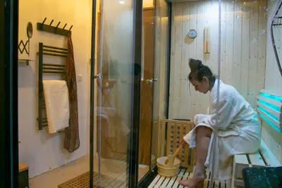 Clients de l'établissement La Maison du Bonheur & Spa