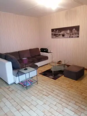 Coin salon dans l'établissement Gaillarde