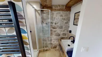 Salle de bains dans l'établissement Une pause en Corrèze