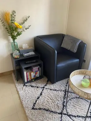 Coin salon dans l'établissement Confortable et agréable T1 n 2